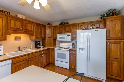 335 Herndon Ln, Berea, KY 40403 photo 12