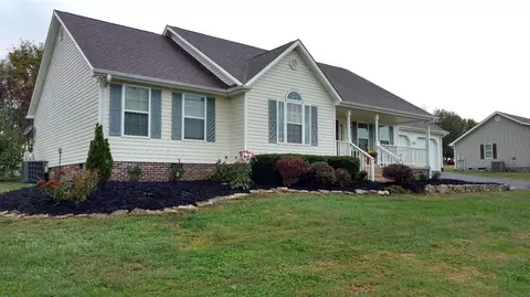 125 Field St, Lancaster, KY 40444 photo 3