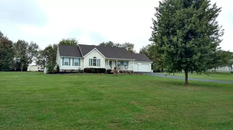 125 Field St, Lancaster, KY 40444 photo 4