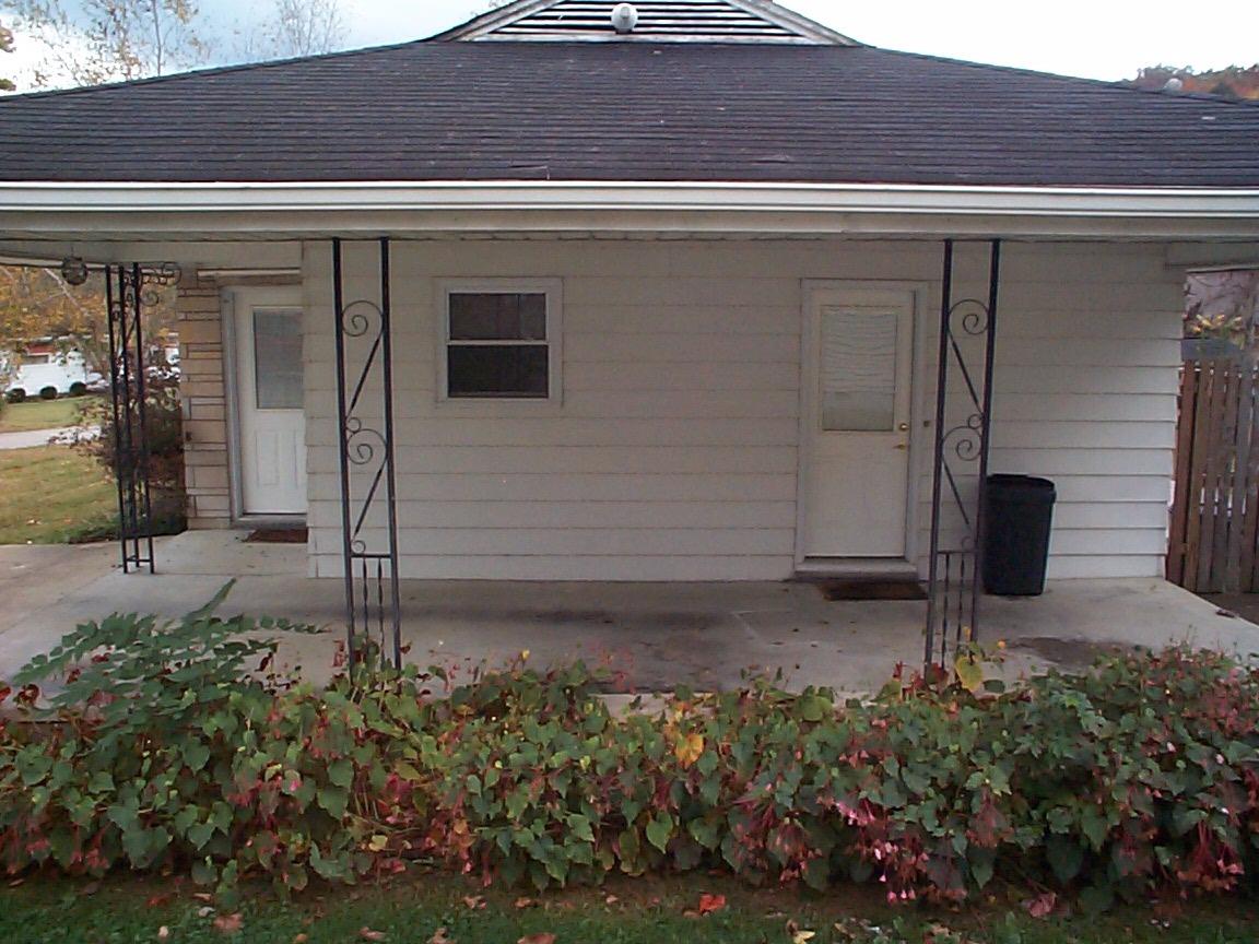 413 Bishop Ct, Morehead, KY 40351 photo 3