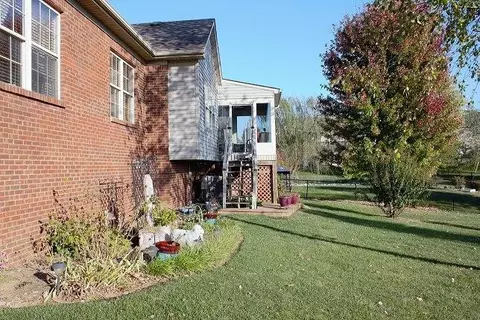 709 Hackney Ct, Richmond, KY 40475 photo 9