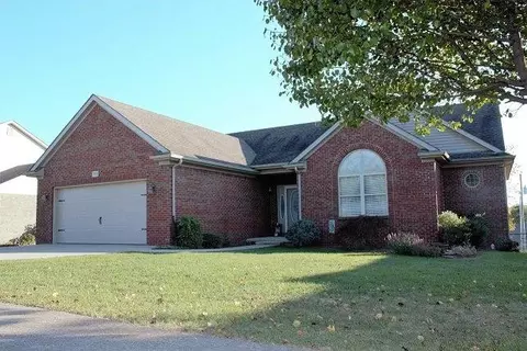 709 Hackney Ct, Richmond, KY 40475 photo 2