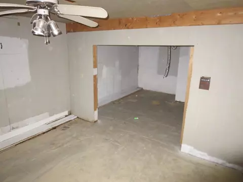 6421 Campton Rd, Stanton, KY 40380 photo 7