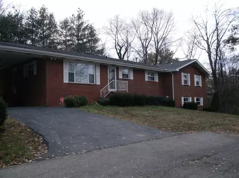917 North St, Corbin, KY 40701 photo 2