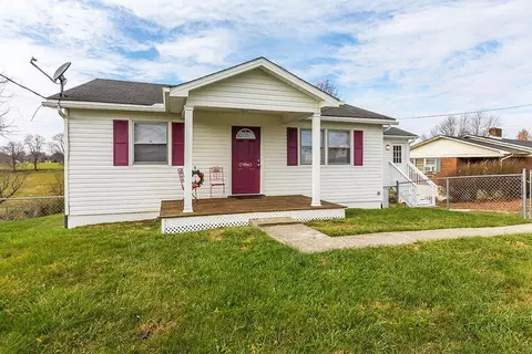 746 N Third St, Richmond, KY 40475 photo 2