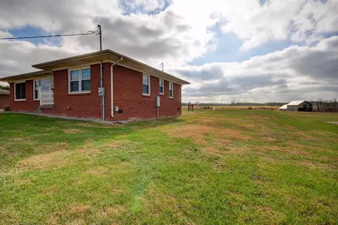 2850 Bardstown Trl, Waddy, KY 40076 photo 38