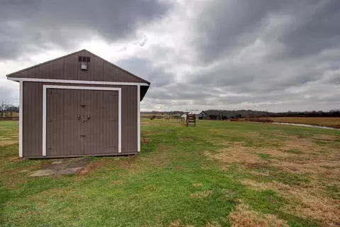 2850 Bardstown Trl, Waddy, KY 40076 photo 21