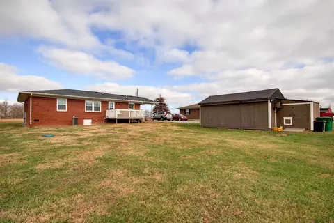 2850 Bardstown Trl, Waddy, KY 40076 photo 36