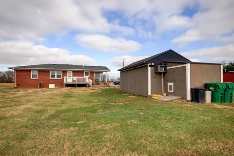 2850 Bardstown Trl, Waddy, KY 40076 photo 35