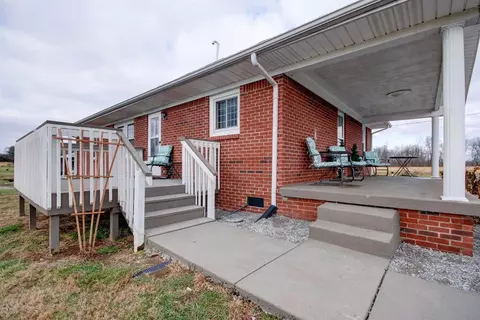 2850 Bardstown Trl, Waddy, KY 40076 photo 20