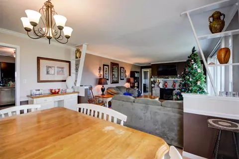 2850 Bardstown Trl, Waddy, KY 40076 photo 4