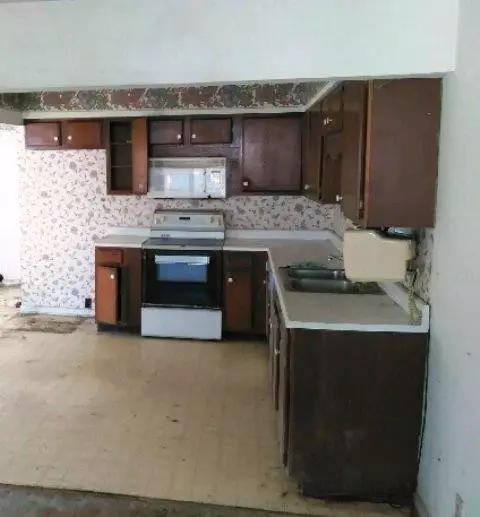65 Maple St, Hyden, KY 41749 photo 8