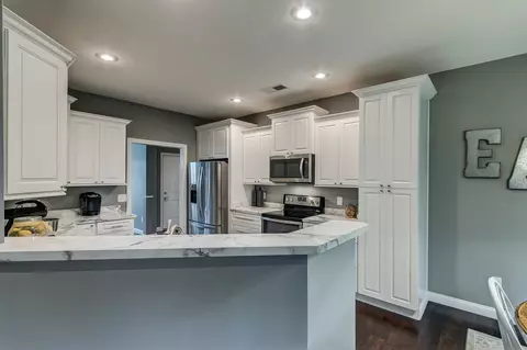 308 Bocote Dr, Berea, KY 40403 photo 8