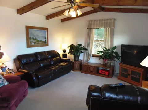 149 Kara Dr, Berea, KY 40403 photo 9
