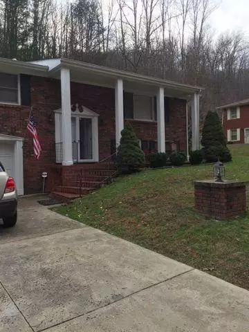 1233 Knapp Ave, Morehead, KY 40351 photo 3