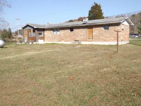 1027 Flat Gap Rd, Berea, KY 40403 photo 2