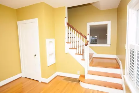 121 E Jackson St, Georgetown, KY 40324 photo 7