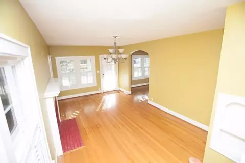 121 E Jackson St, Georgetown, KY 40324 photo 6
