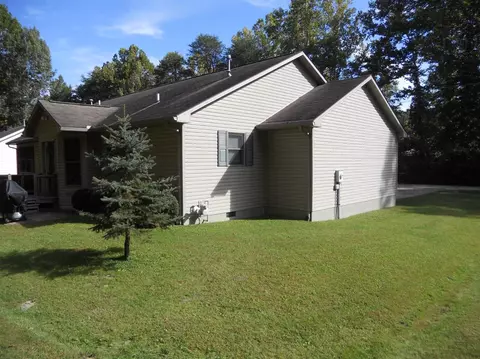 190 Walnut Ln, Stanton, KY 40380 photo 2