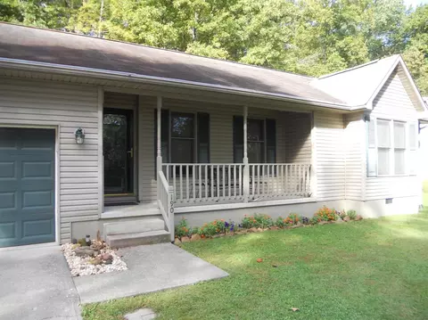 190 Walnut Ln, Stanton, KY 40380 photo 1