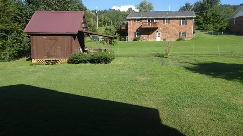 968 Lakeside Dr, Jackson, KY 41339 photo 32