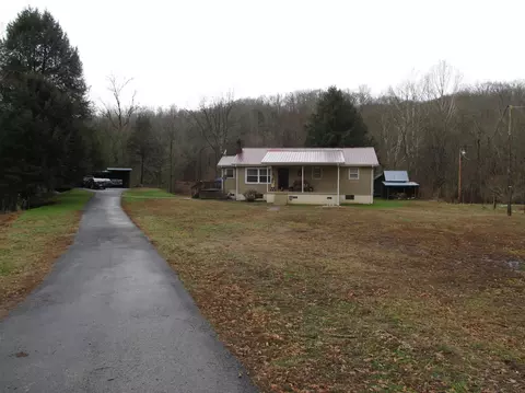 8325 Highland Rd, Jackson, KY 41339 photo 1