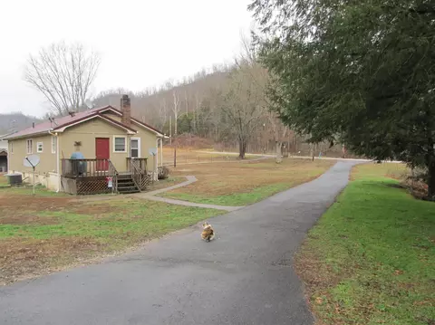 8325 Highland Rd, Jackson, KY 41339 photo 5