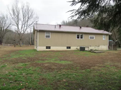 8325 Highland Rd, Jackson, KY 41339 photo 4