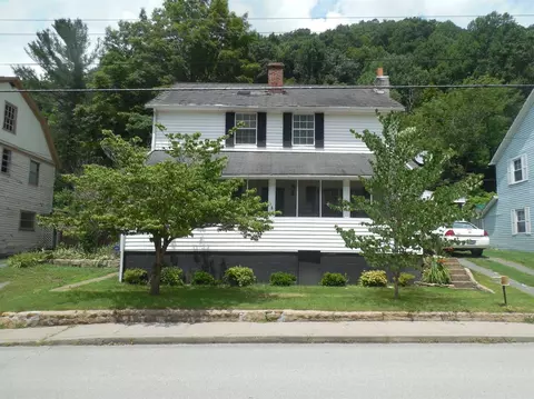 341 E Main St, Lynch, KY 40855 photo 3