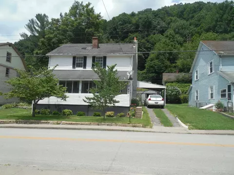 341 E Main St, Lynch, KY 40855 photo 1