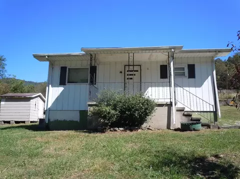 11 E Peach Tree St, Ages Brookside, KY 40801 photo 1