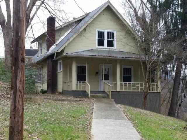 144 Moore St, Hazard, KY 41701 photo 1