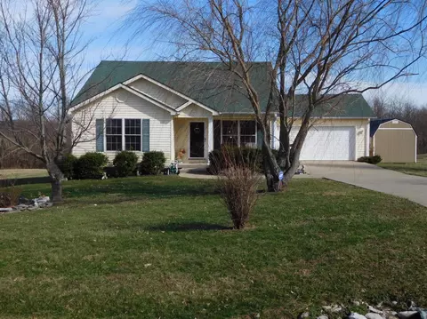 229 Emma Dr, Lancaster, KY 40444 photo 1