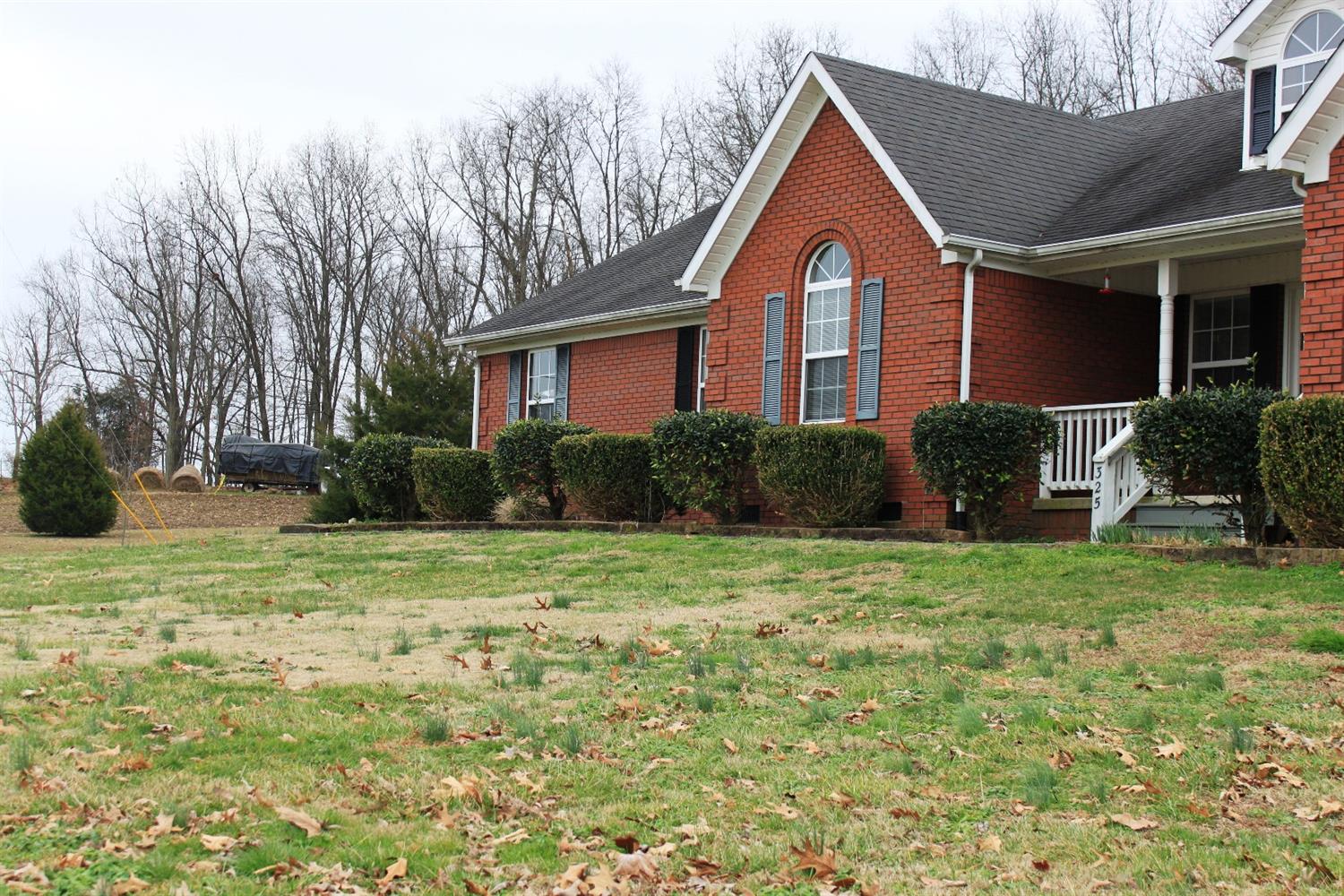 325 Smith Ln, Berea, KY 40403 photo 4