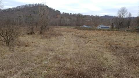 740 Pecks Rd, Stanton, KY 40380 photo 2