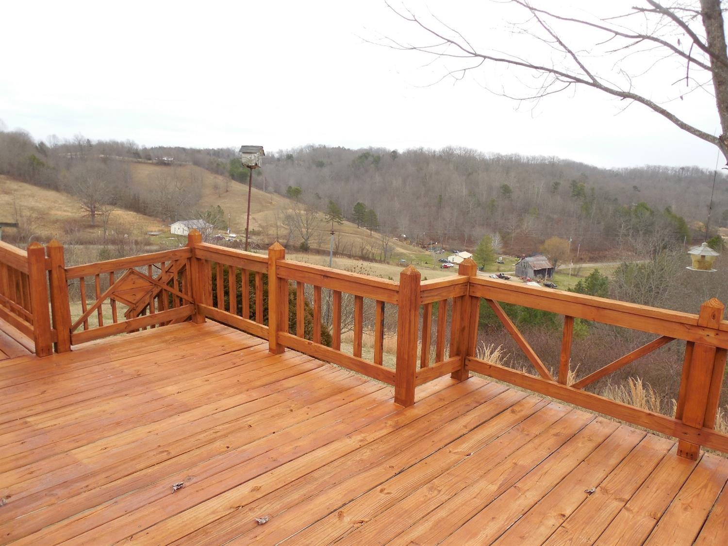1402 Leger Fork Rd, Tyner, KY 40486 photo 4