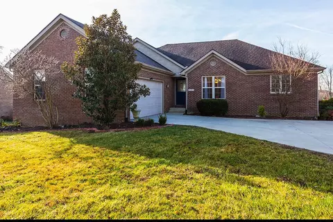 121 Legacy Dr, Berea, KY 40403 photo 1