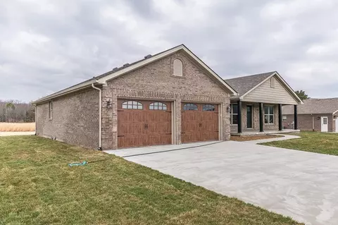 1508 Phyllis Dr, Berea, KY 40403 photo 3