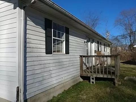 146 E Barker Ln, Berea, KY 40403 photo 3