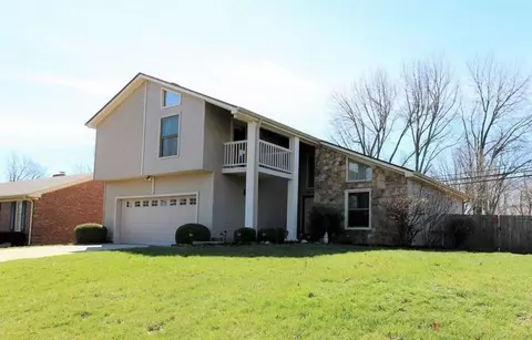 3418 Snaffle Rd, Lexington, KY 40513 photo 2