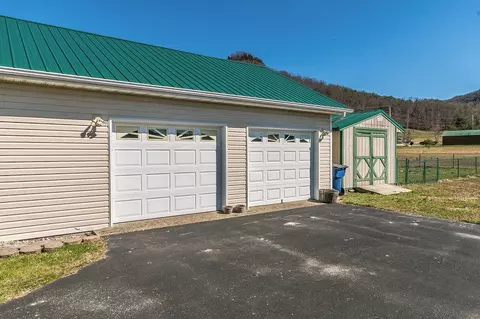 524 Red Lick Rd, Berea, KY 40403 photo 12