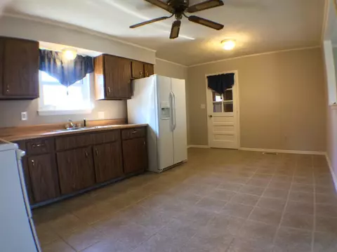 301 E 19th St, Paris, KY 40361 photo 7