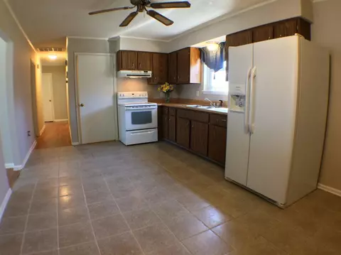 301 E 19th St, Paris, KY 40361 photo 8