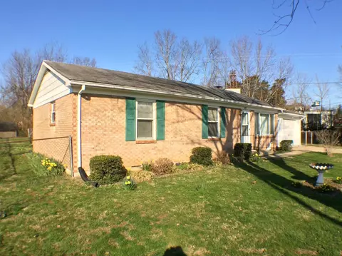 301 E 19th St, Paris, KY 40361 photo 2