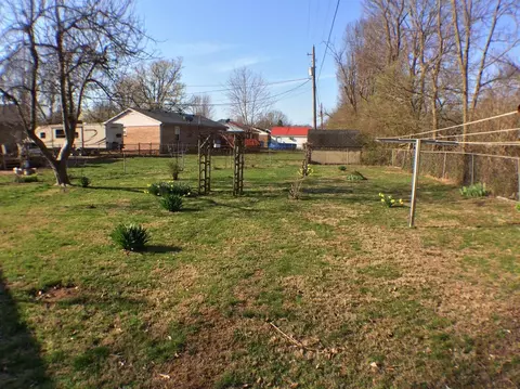 301 E 19th St, Paris, KY 40361 photo 33