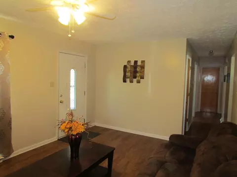 129 Markham Dr, Georgetown, KY 40324 photo 4