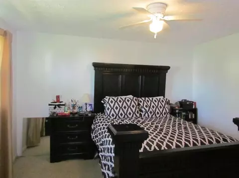 129 Markham Dr, Georgetown, KY 40324 photo 2