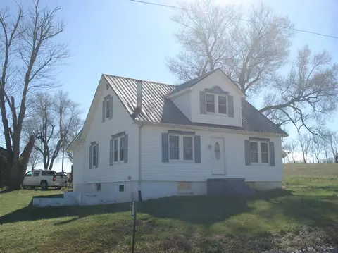 1534 Ruddles Mills Rd, Paris, KY 40361 photo 2