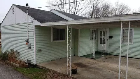 501 Sycamore Ave, Corbin, KY 40701 photo 3