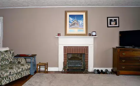 110 E 9th St, Paris, KY 40361 photo 5